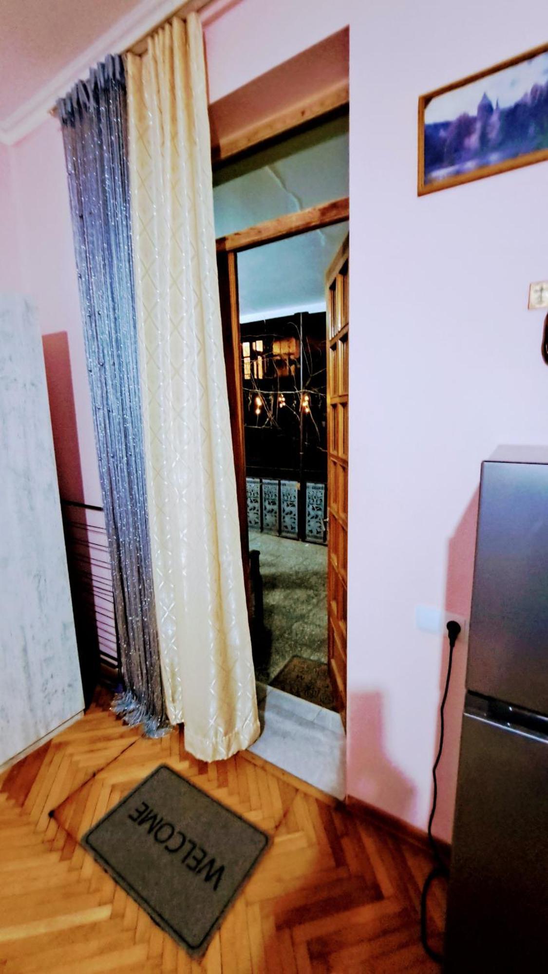 Apartment With A Nice Terrace In Old City Center Tbilisi Eksteriør billede