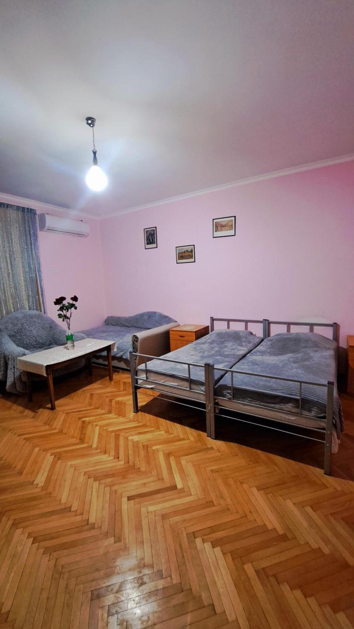 Apartment With A Nice Terrace In Old City Center Tbilisi Eksteriør billede