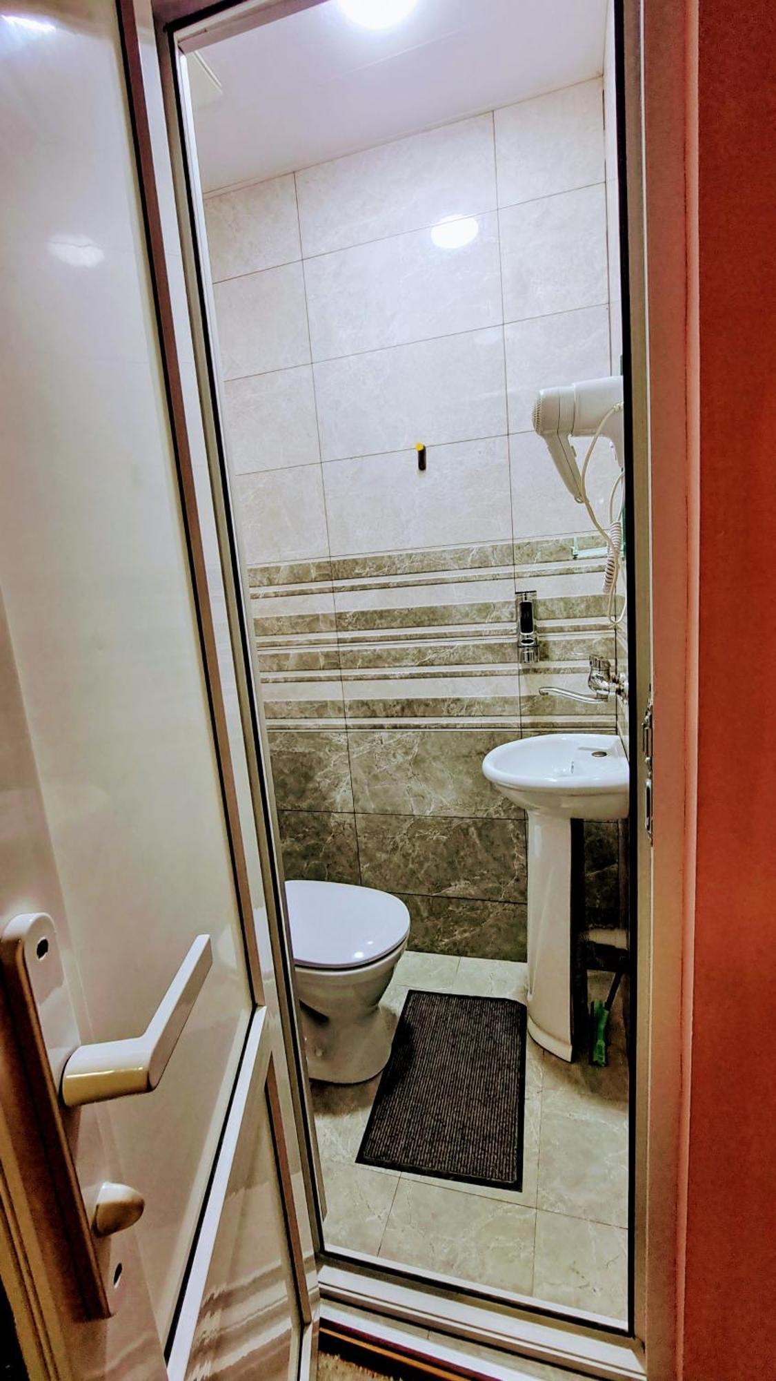 Apartment With A Nice Terrace In Old City Center Tbilisi Eksteriør billede